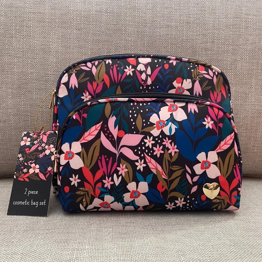 Enchante Accessories Two Piece Travel Set NWT